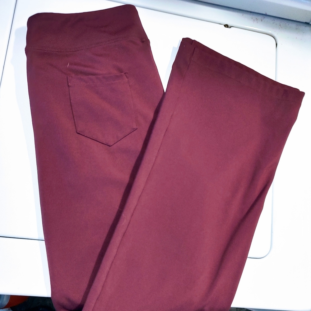 Bootcut, highwaisted dress yoga pants. Large.